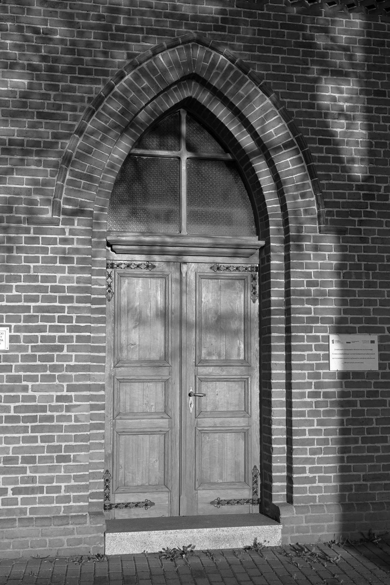 2024 04 14 1282 v2 bw out
