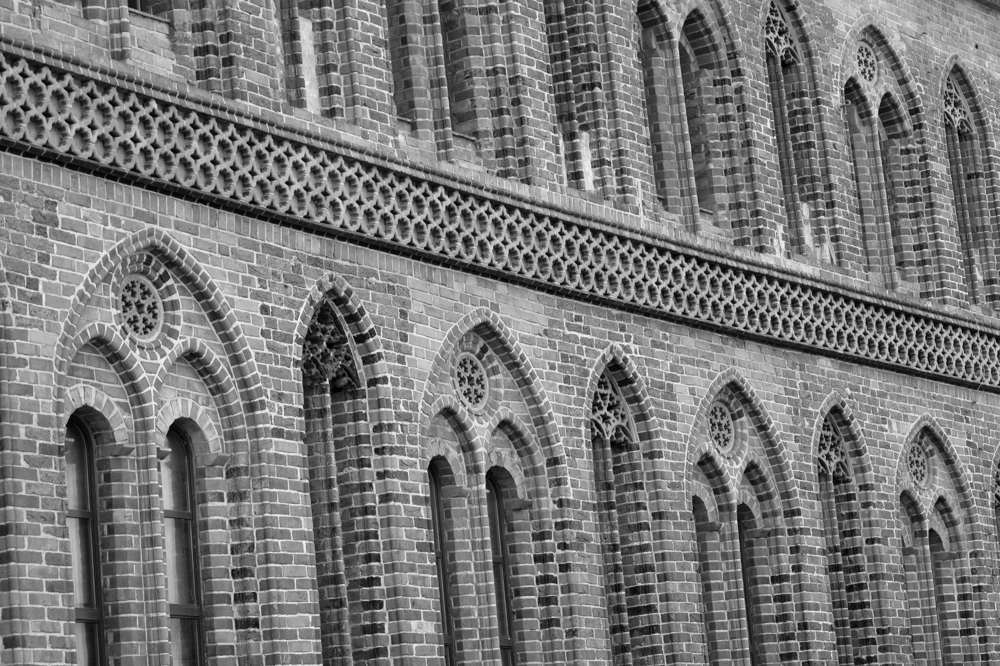 2024 04 01 0978 v2 bw out
