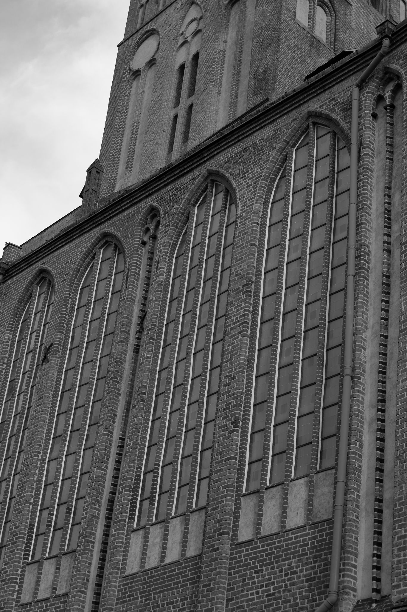 2024 04 01 1010 v2 bw out