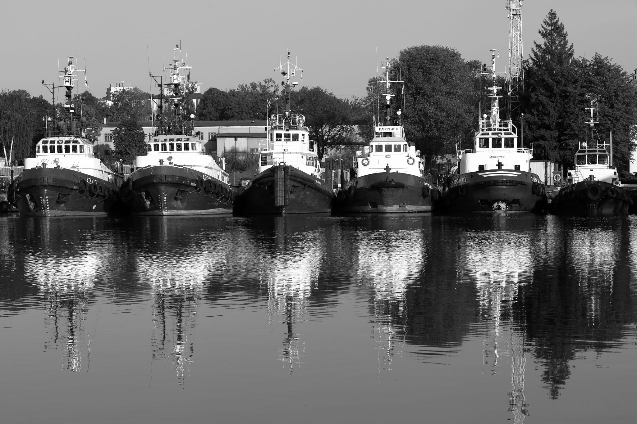 Boats B&W
